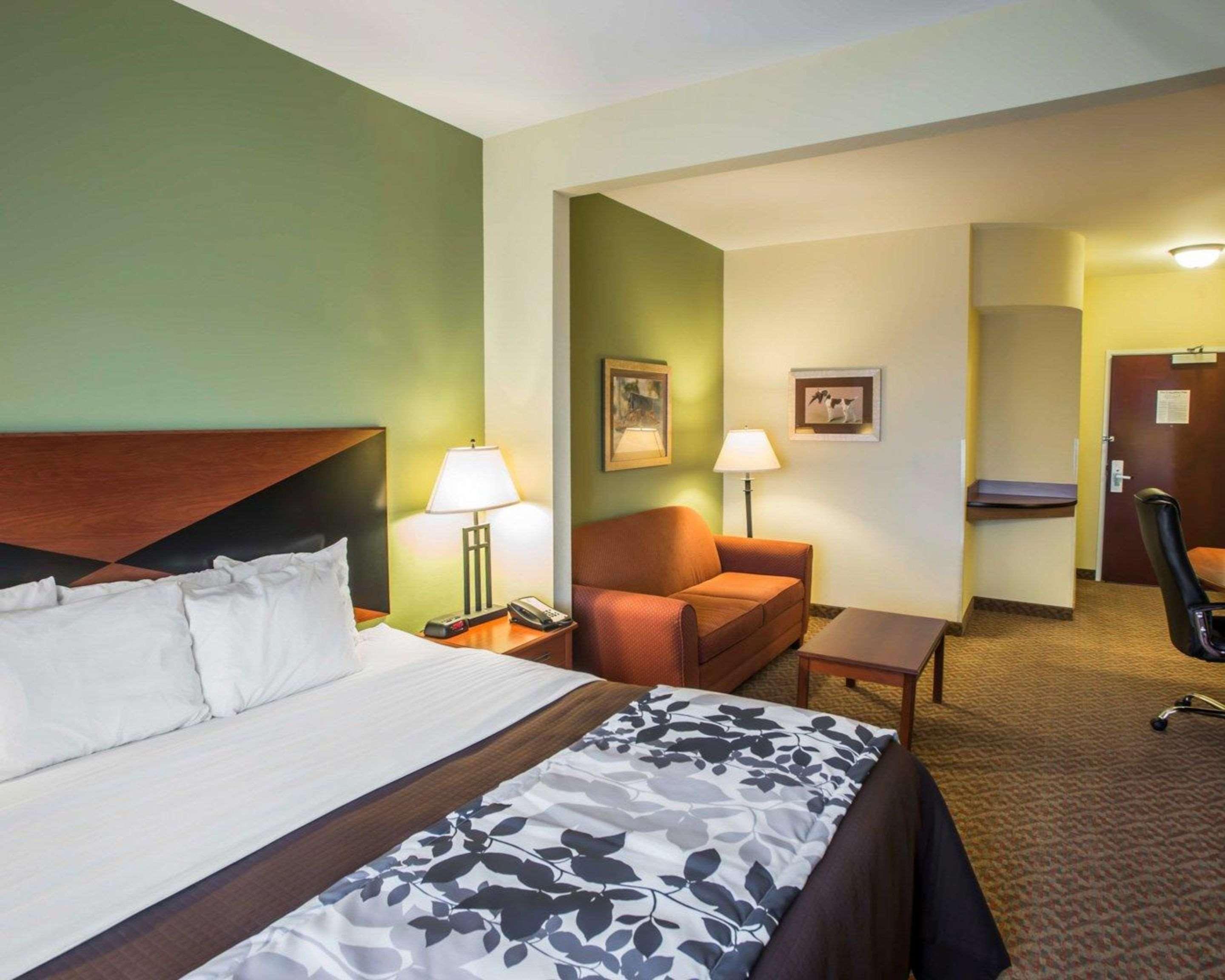 Hotel Sleep & I-70 Oakley