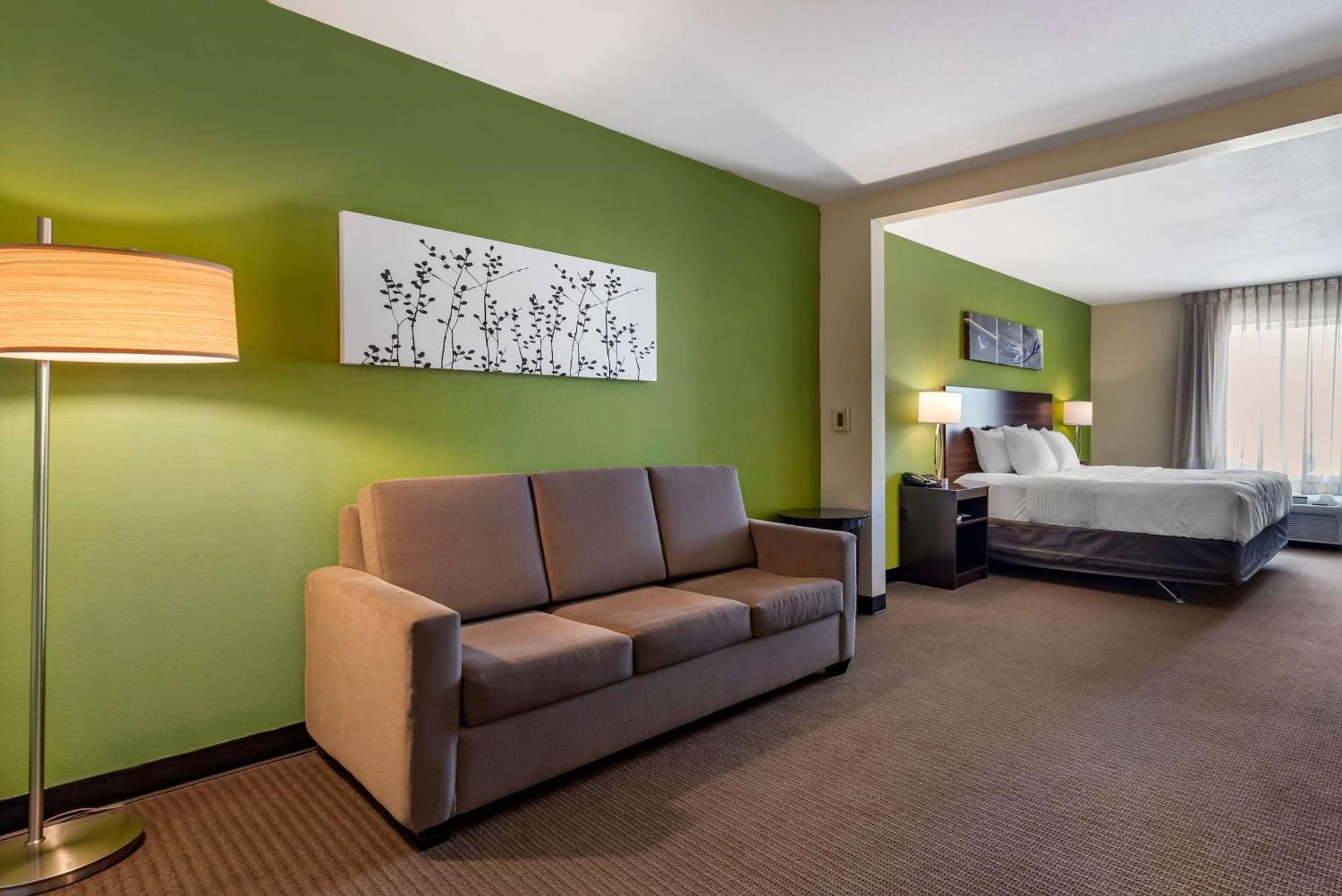 Sleep & I-70 Hotel