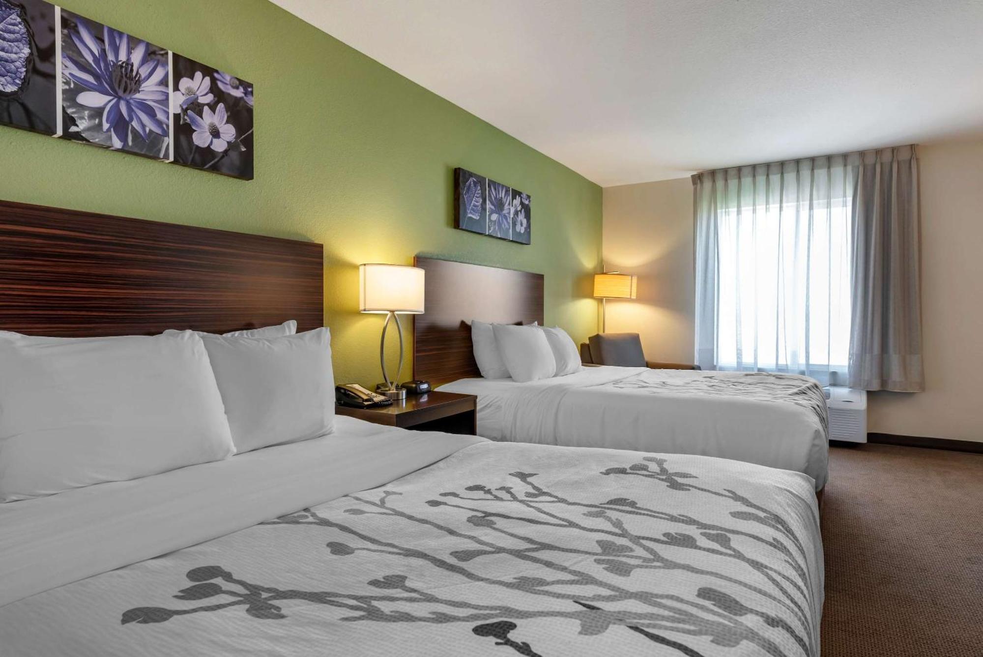 Sleep & I-70 Hotel 3*