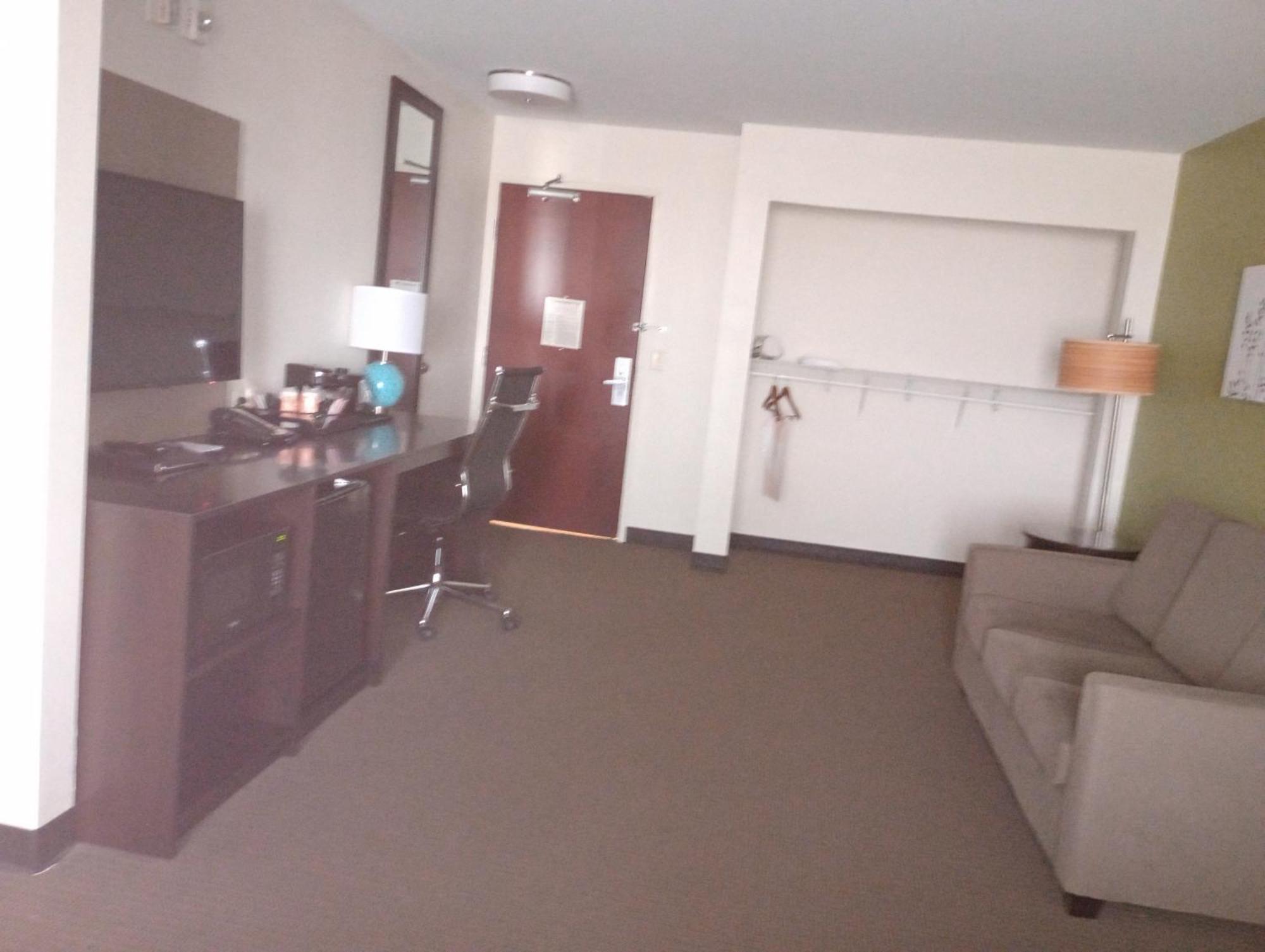Sleep & I-70 Hotel 3*