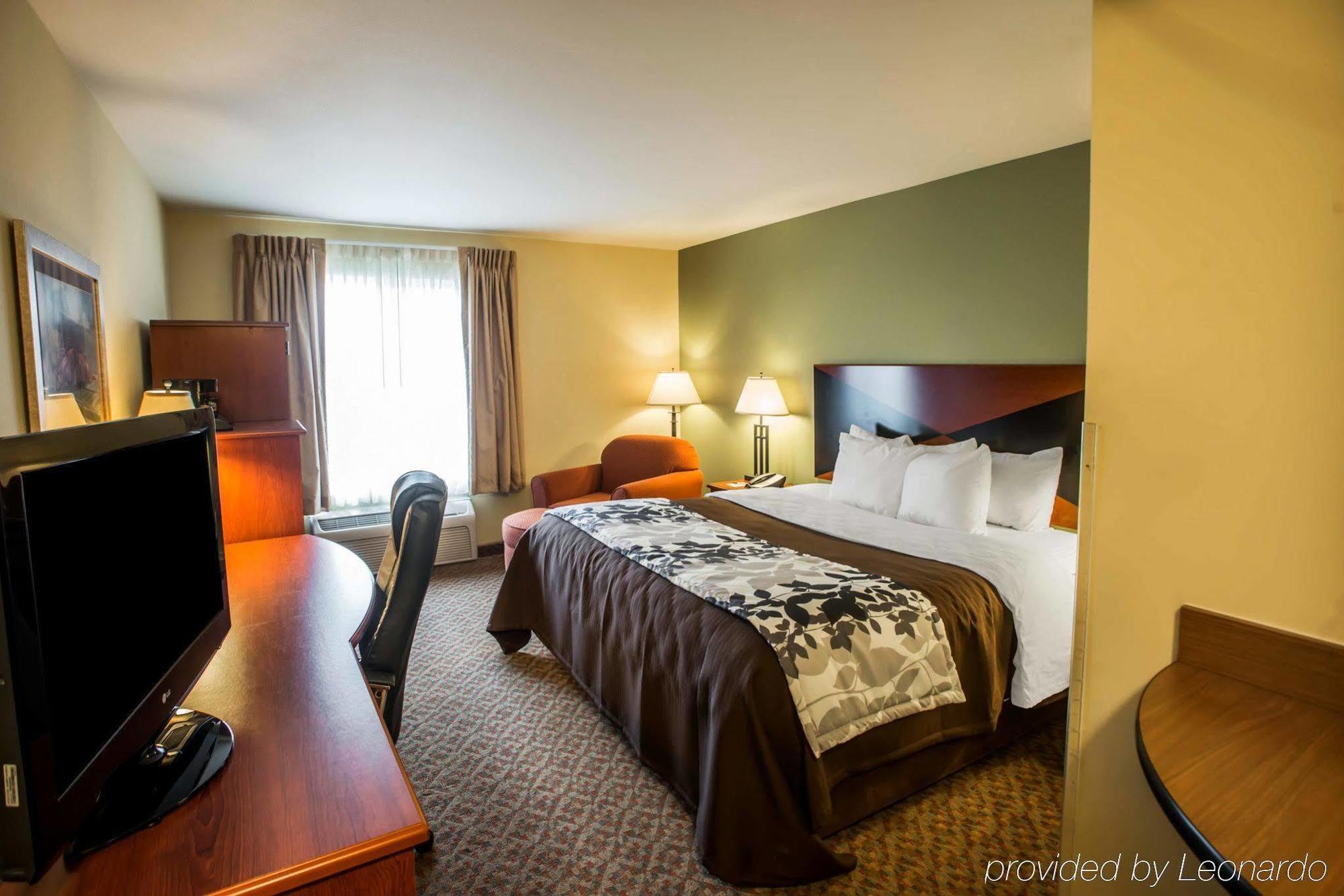 Hotel Sleep & I-70 3*